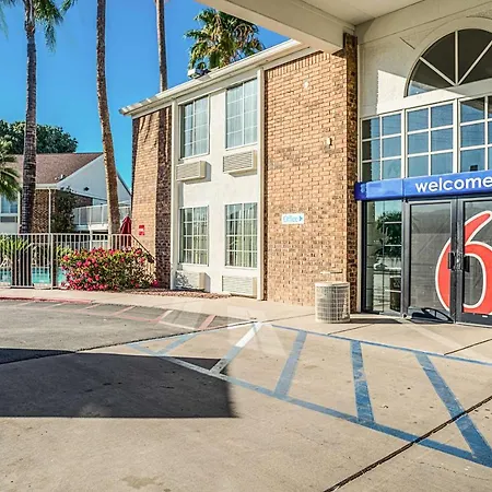 Studio 6 Tucson, Az - North